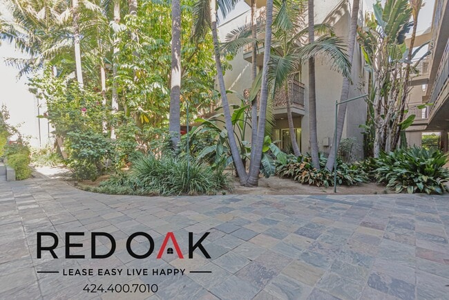 20200 Sherman Way in Los Angeles, CA - Building Photo - Building Photo
