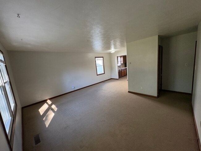 418 S Silverwood Ln, Unit 418 A in Goshen, IN - Building Photo - Building Photo