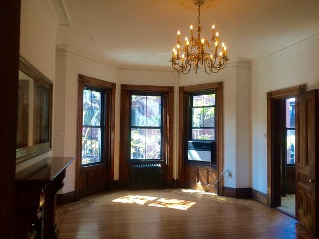 property at 144 Commonwealth Ave