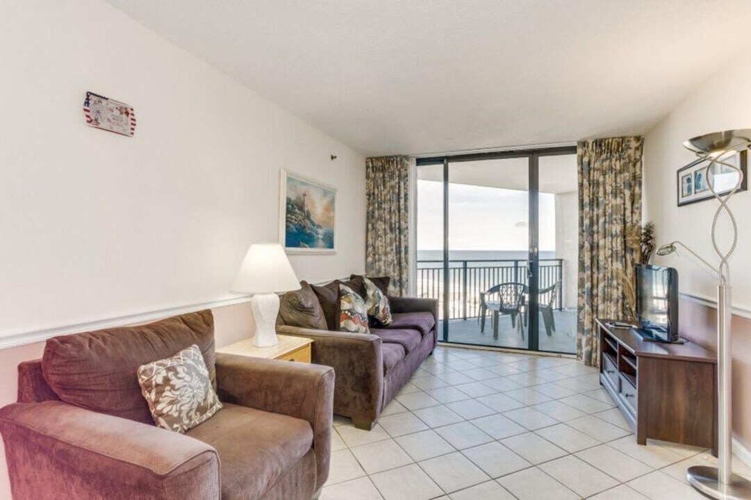 5523 N Ocean Blvd in Myrtle Beach, SC - Building Photo