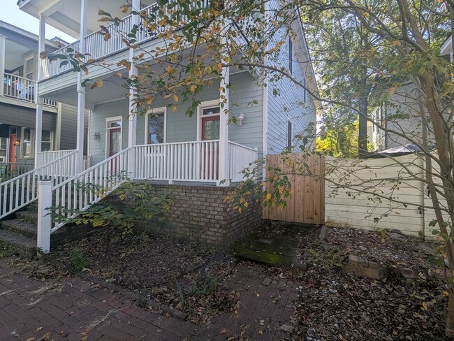 property at 305 E Henry St