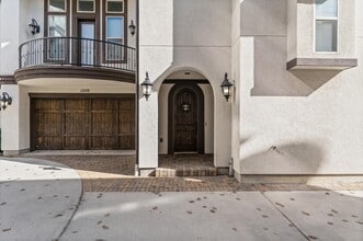 1306 Hawthorne St in Houston, TX - Building Photo - Building Photo