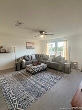 515 Lew Pass in San Antonio, TX - Building Photo - Building Photo