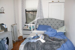 23 Cummings Rd in Boston, MA - Building Photo