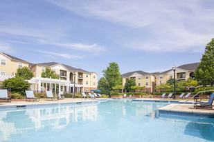 Nantucket Cove Apartment Homes