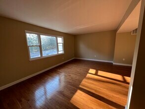 17 Gallorette Ct in Walkersville, MD - Building Photo - Building Photo