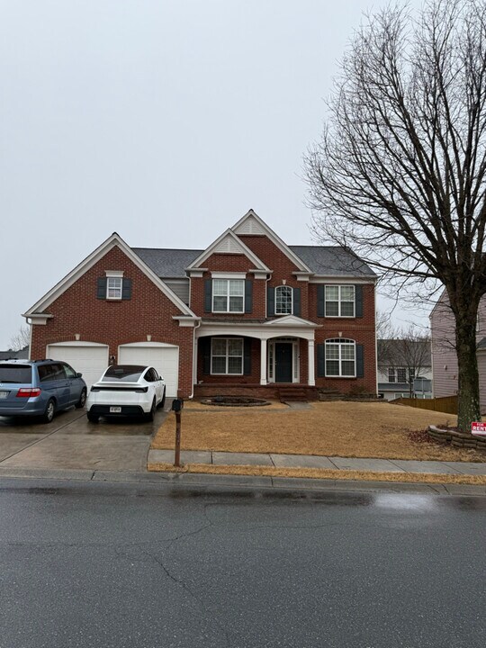 830 Pimlicon Pl in Suwanee, GA - Building Photo