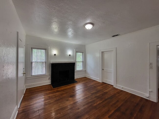 4548 Notter Ave, Unit 4550 in Jacksonville, FL - Foto de edificio - Building Photo