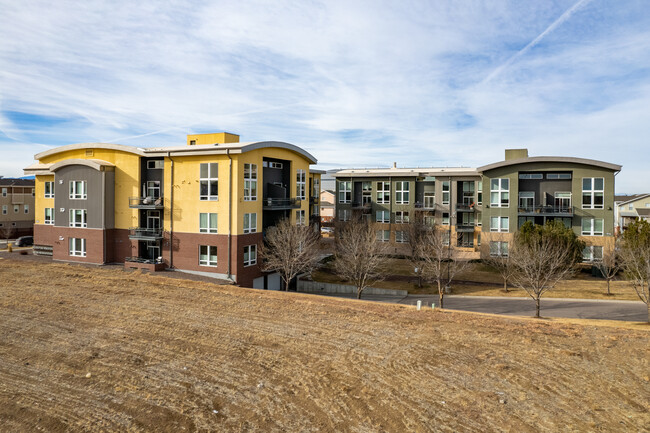 HANGAR LOFTS RESID. CONDOS in Denver, CO - Foto de edificio - Building Photo