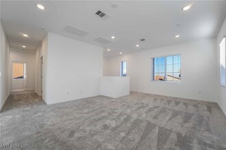 3509 Liviana Gln Ave in Henderson, NV - Building Photo - Building Photo