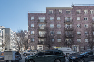 382 Willoughby Ave in Brooklyn, NY - Building Photo - Building Photo