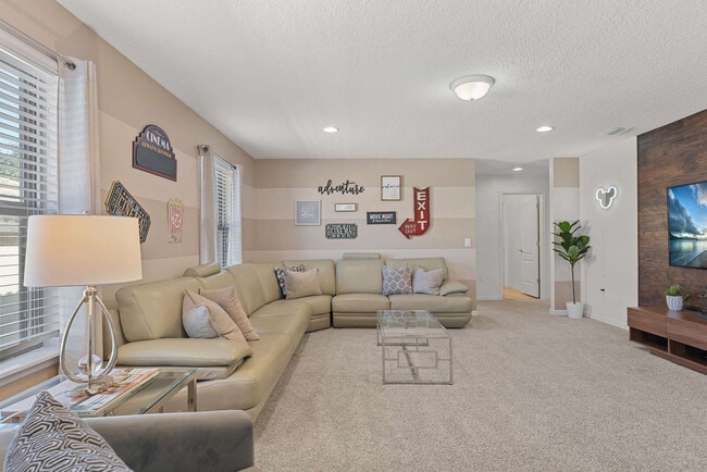 property at 1905 Nice Ct