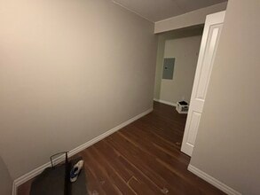 251 Erb St. W in Waterloo, ON - Building Photo - Building Photo