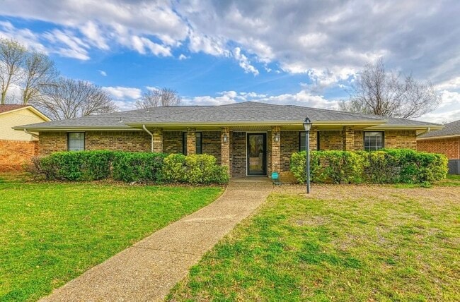 property at 310 Meadowlark Ln