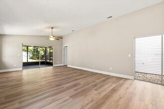 975 Malden Ct in Longwood, FL - Building Photo - Building Photo