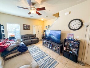 2946 SW 35th Pl in Gainesville, FL - Building Photo - Building Photo
