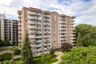 10100 Paul-Comtois Apartments