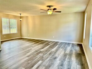 380 River Trace Dr in Villa Rica, GA - Building Photo - Building Photo