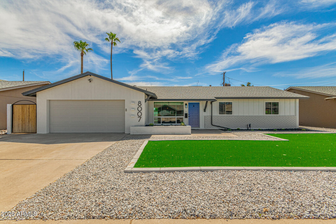 8007 E Hubbell St in Scottsdale, AZ - Building Photo