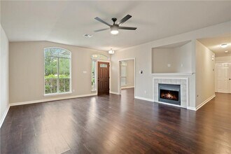 2605 Butler Way in Round Rock, TX - Building Photo - Building Photo