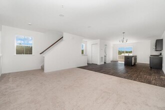 8 Kenzie Way in Carlisle, PA - Building Photo - Building Photo