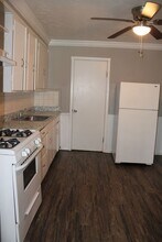 514 E Douglas Dr in Midwest City, OK - Building Photo - Building Photo