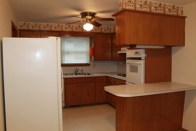 3945 SE 14th Pl in Del City, OK - Building Photo - Building Photo