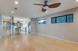 10665 Lake Haven Dr in Dallas, TX - Building Photo - Building Photo
