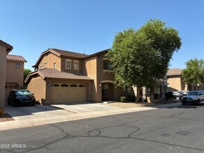 14559 W Port Royale Ln in Surprise, AZ - Building Photo - Building Photo