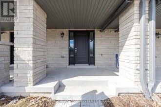 484 Salem Rd S in Ajax, ON - Building Photo - Building Photo
