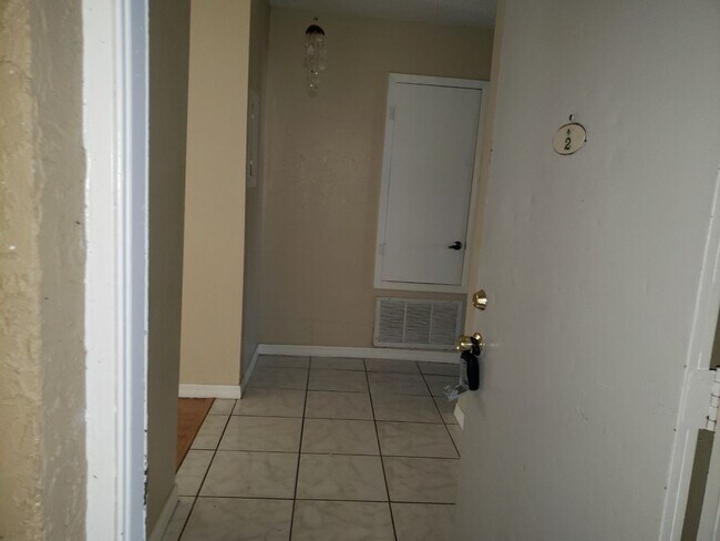 9825 Turf Way in Orlando, FL - Building Photo - Building Photo