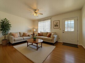 1708 Grayland St in Blacksburg, VA - Building Photo