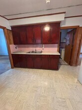 115 Bennington St, Unit 1 in Lawrence, MA - Building Photo - Building Photo