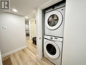 44 Sherry Ln in Ottawa, ON - Building Photo - Building Photo