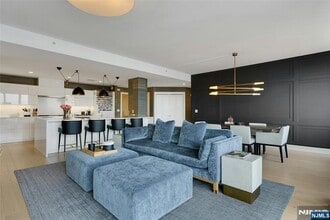 9 Ave at Port Imperial, Unit PH03 in West New York, NJ - Foto de edificio - Building Photo