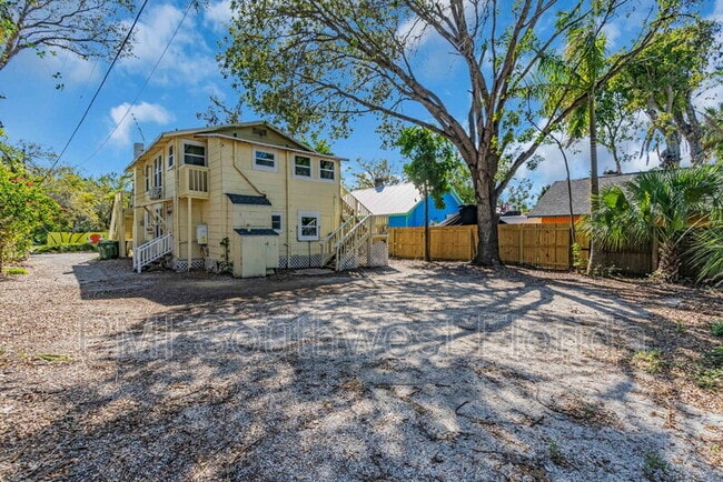 1016 10th Ave W in Bradenton, FL - Building Photo - Building Photo