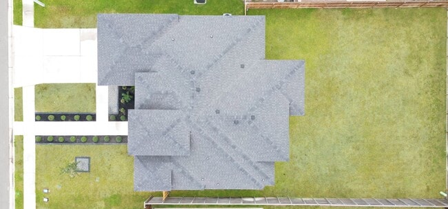 3104 E Kennedy Ave in Alton, TX - Building Photo - Building Photo