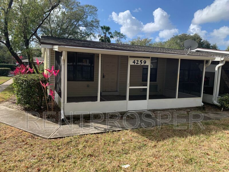 4259 E Michigan St in Orlando, FL - Building Photo