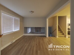 11050 Parkside Ave in Chicago Ridge, IL - Building Photo - Building Photo