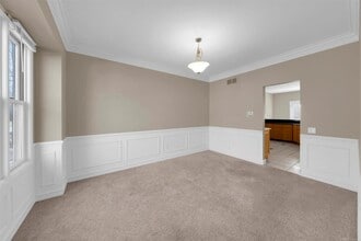 13556 Woodland Ct in Sterling Heights, MI - Building Photo - Building Photo
