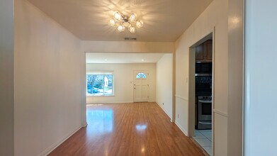 16955 Bassett St in Los Angeles, CA - Building Photo - Building Photo