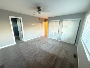 4054 S Himalaya Way in Aurora, CO - Building Photo - Building Photo