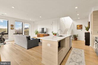 1550 11th St NW in Washington, DC - Building Photo - Building Photo