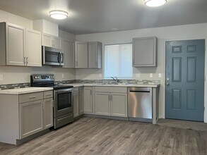 180 Terminal Ave, Unit C in Wenatchee, WA - Building Photo - Building Photo