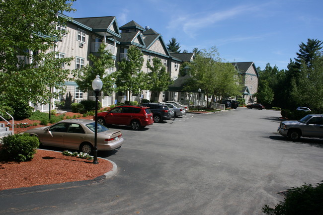 Regency Heights Apartments in Manchester, NH - Foto de edificio - Other