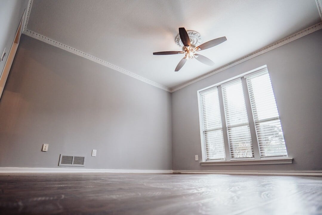 3205 Winchester Dr in Plano, TX - Building Photo