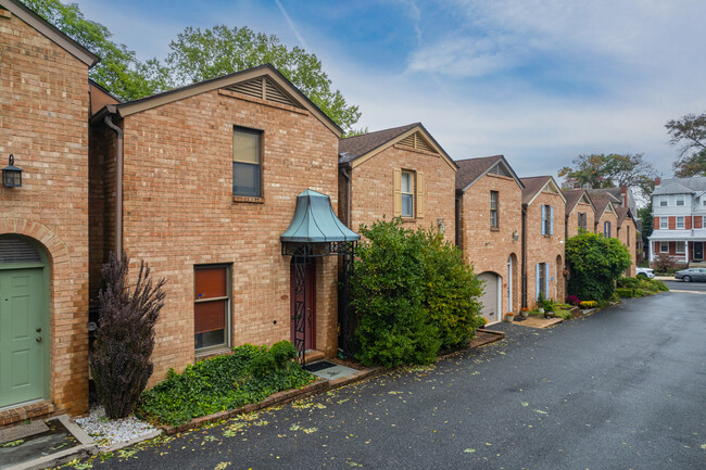 1607 N Broom St in Wilmington, DE - Building Photo - Building Photo