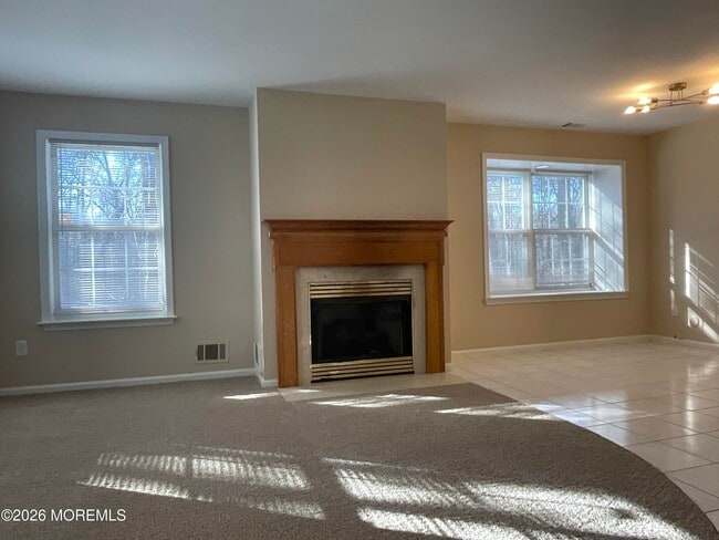 1121 Roseberry Ct in Morganville, NJ - Building Photo - Building Photo