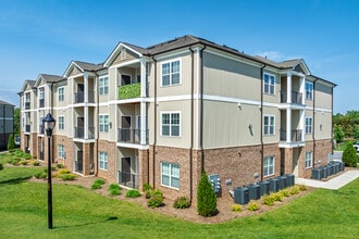 Brigham Ridge Apartments in Greensboro, NC - Building Photo - Building Photo
