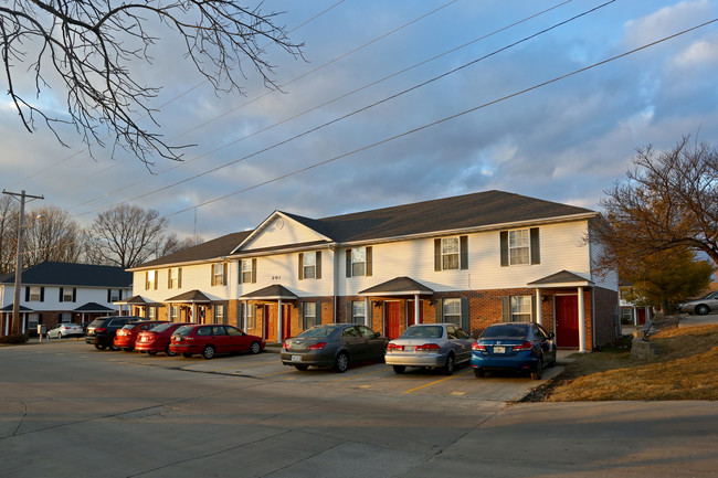 ReNew Edwardsville at South Pointe in Edwardsville, IL - Foto de edificio - Building Photo